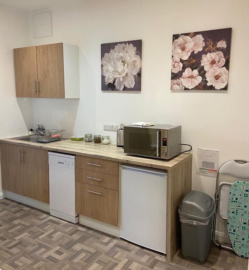 Private 1St Floor Apartment - Perfect For Port Of Dover, Eurotunnel And Short Stays Bagian luar foto